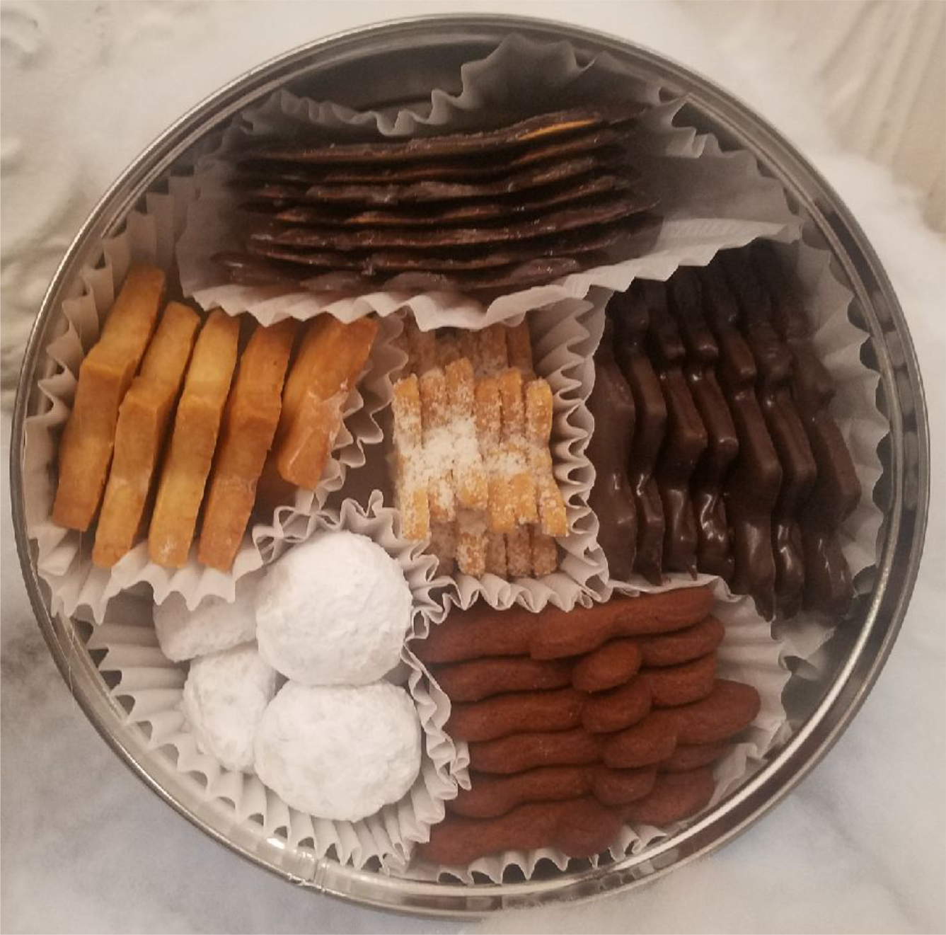 Holiday Cookie Tin